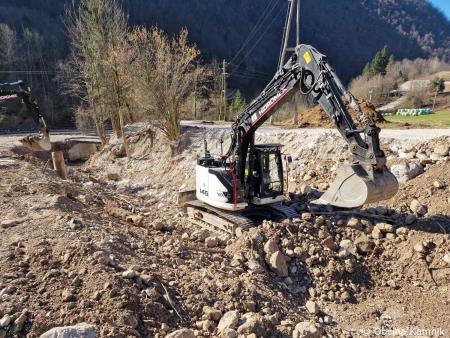 Sanacijska obnova vodotokov in hudournikov po poplavah (33)